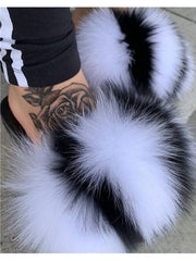Hot Sale Summer Women Fox Fur Slippers Furry Slippers Designer Fur Slides Girls Black Fur Slides Gorgeous Big Fur Slides Sandal